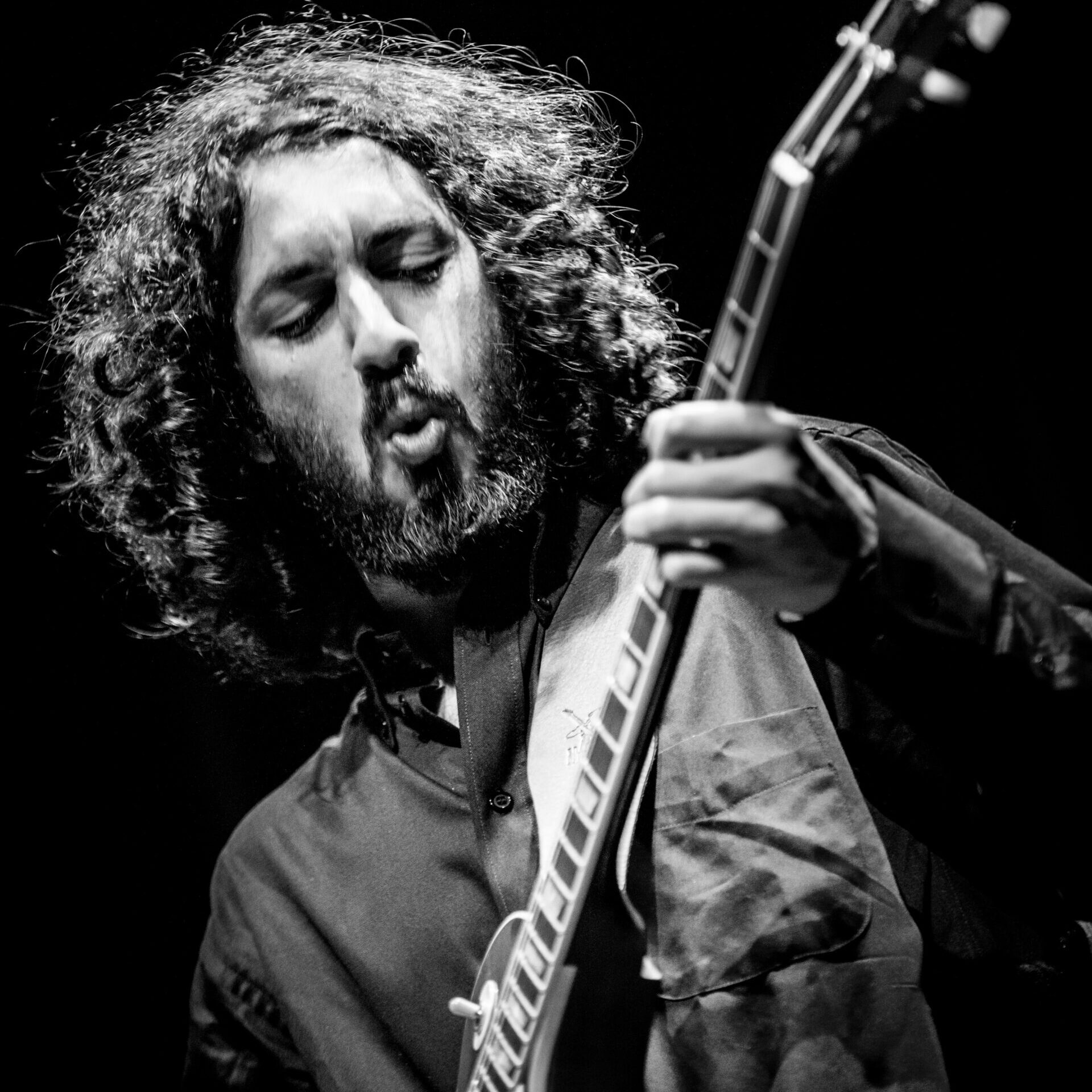 images/material_propio/Festival%20de%20Blues%20de%20Tomares/2026/LluisColoma/KidCarlos.jpg