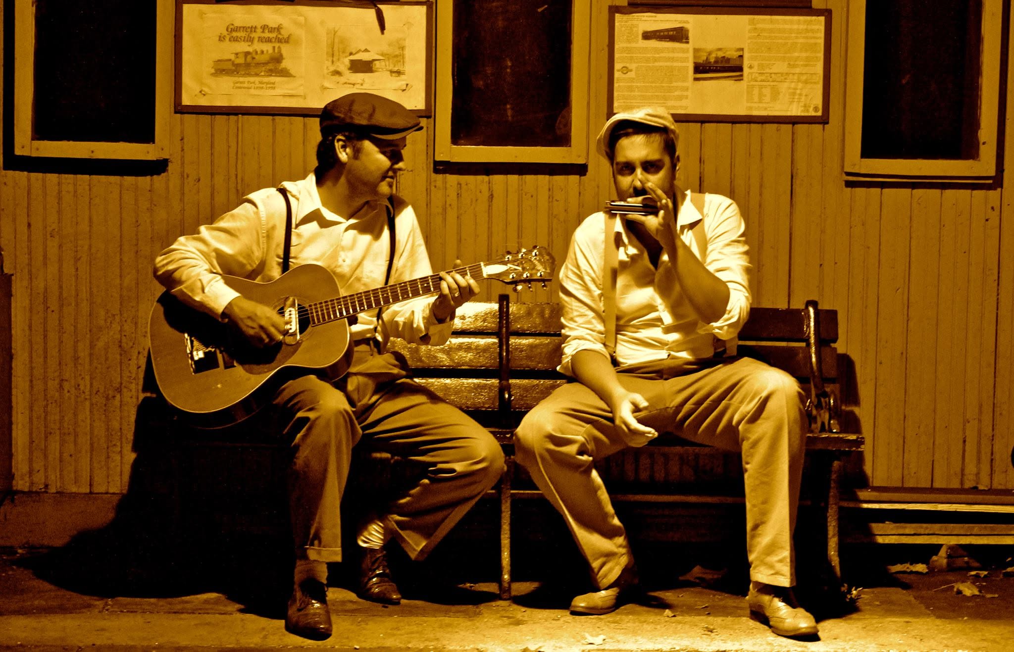 images/material_propio/Festival%20de%20Blues%20de%20Tomares/2026/Santos_Puertas/SuitecaseBrothers2.jpg